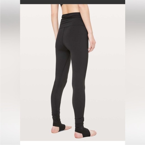 Lululemon Still Mind Tight *28" in Black - Picture 2 of 3